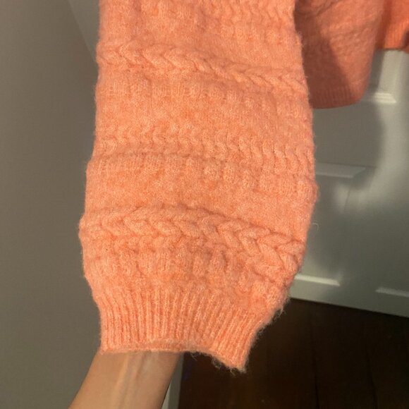 FRNCH Paris cozy pink sweater, size medium - Picture 4 of 4